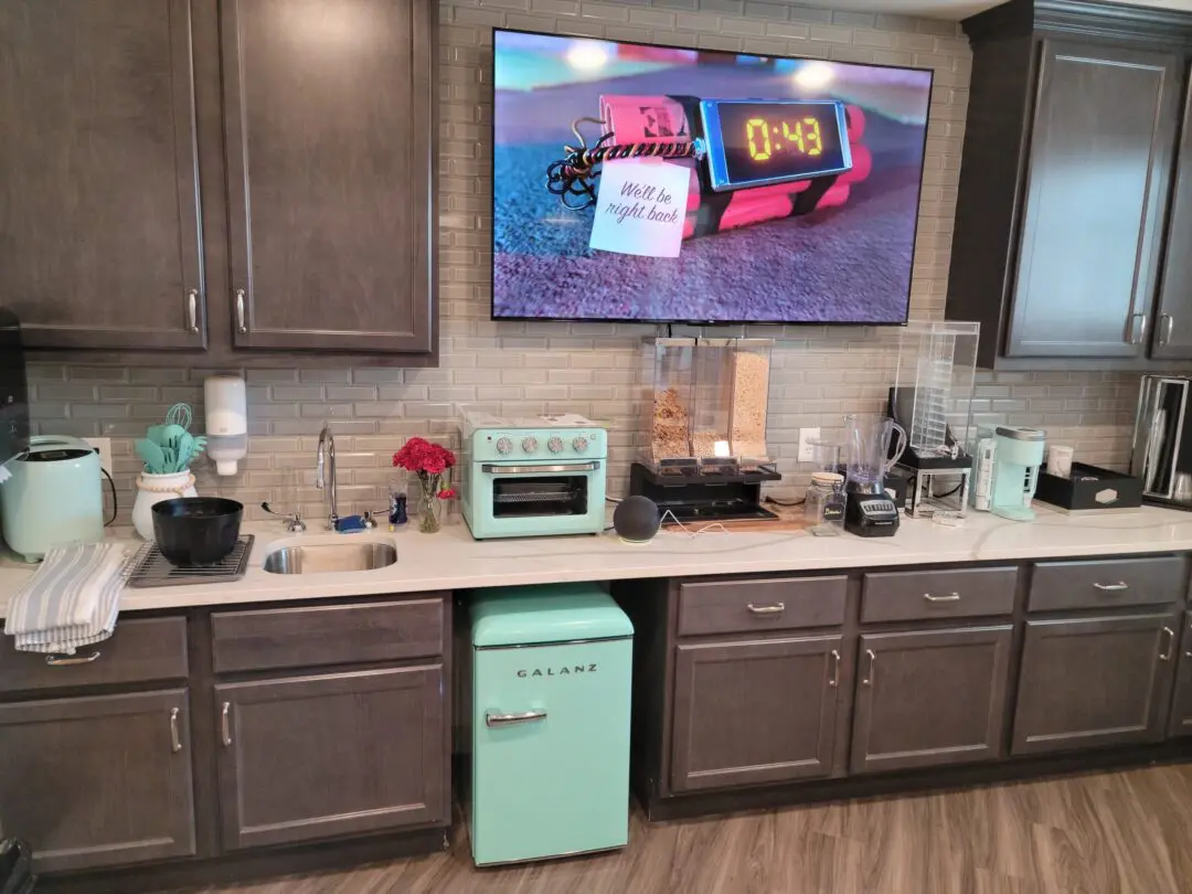 Charter Whitehouse Finished Construction - Salon Entrance